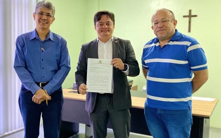Issec recebe secretário do Maranhão para assinatura de acordo de cooperação técnica