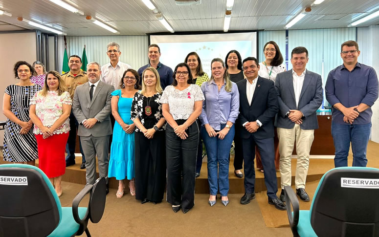 Issec participa de homenagem a aposentados na Seplag - Instituto de Saúde  dos Servidores do Estado do Ceará