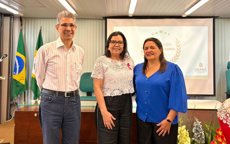 Issec participa de homenagem a aposentados na Seplag - Instituto de Saúde dos Servidores do Estado do Ceará